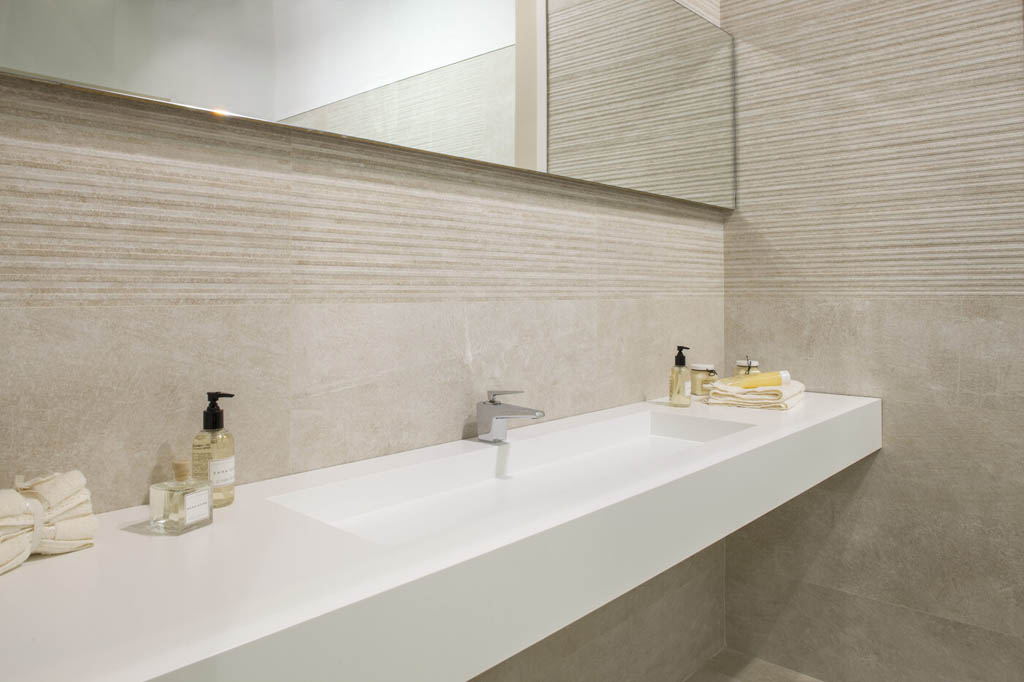 Metropol Covent Falburkolat 