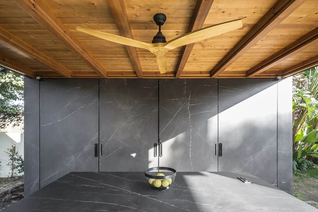 porcelanosa_liemgreyxlight_6.jpg