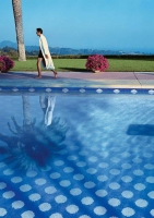 bisazzadecori-pools-1.jpg